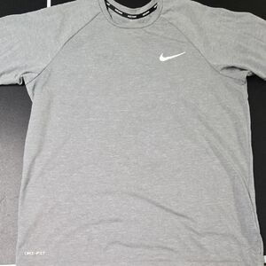 Nike Men's Short Sleeve Gray Tee